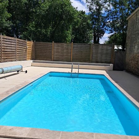 La Laujere Ivie - Gite & Piscine Privative Saint-Hilaire-du-Bois  Luaran gambar